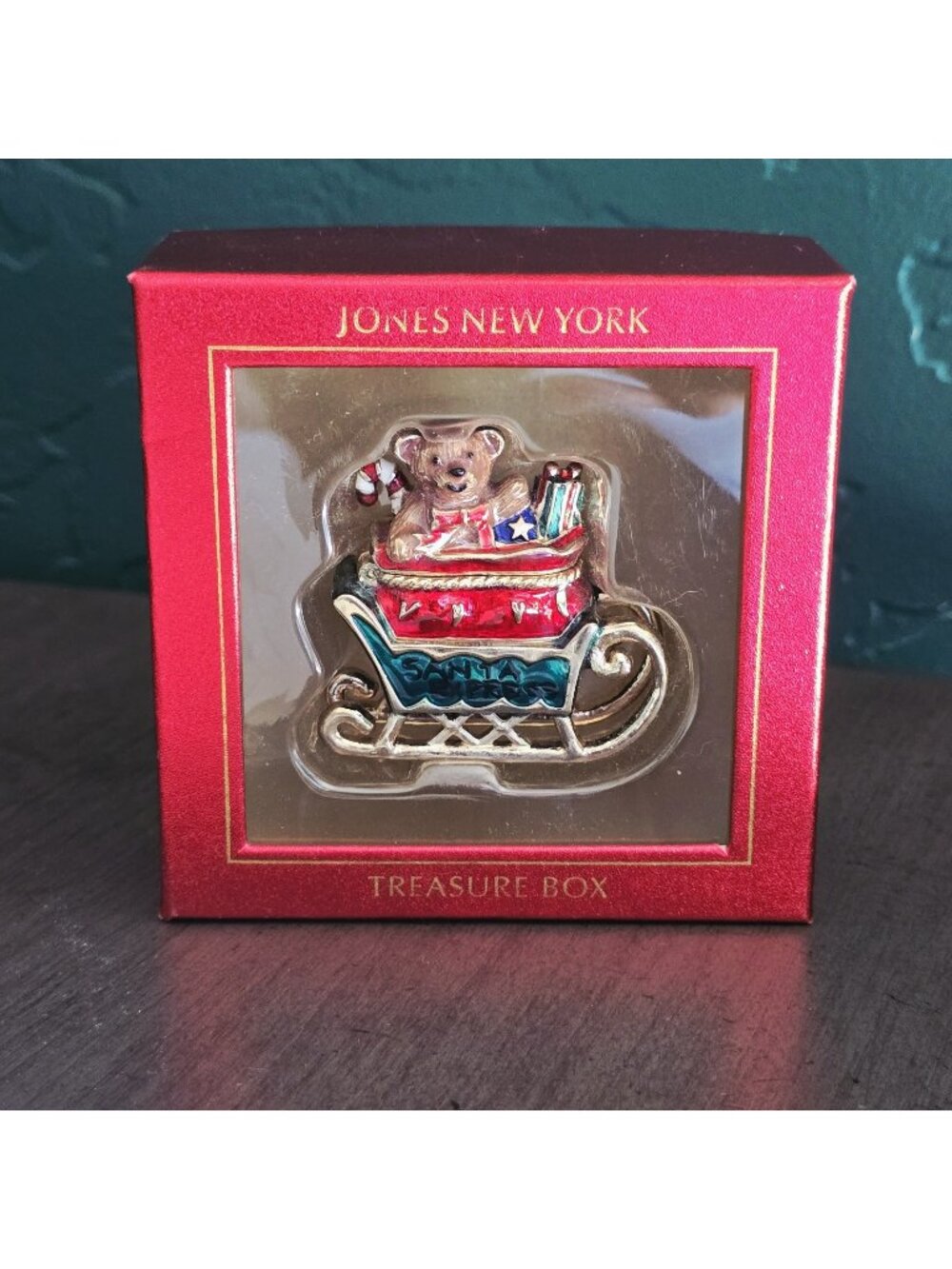Jones New York Enamel Sleigh Santas Toys Hinged Treasure Trinket Pill Box
